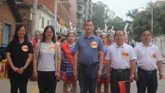 ”三月三“社區(qū)健康慢步走，歌舞展民族真情